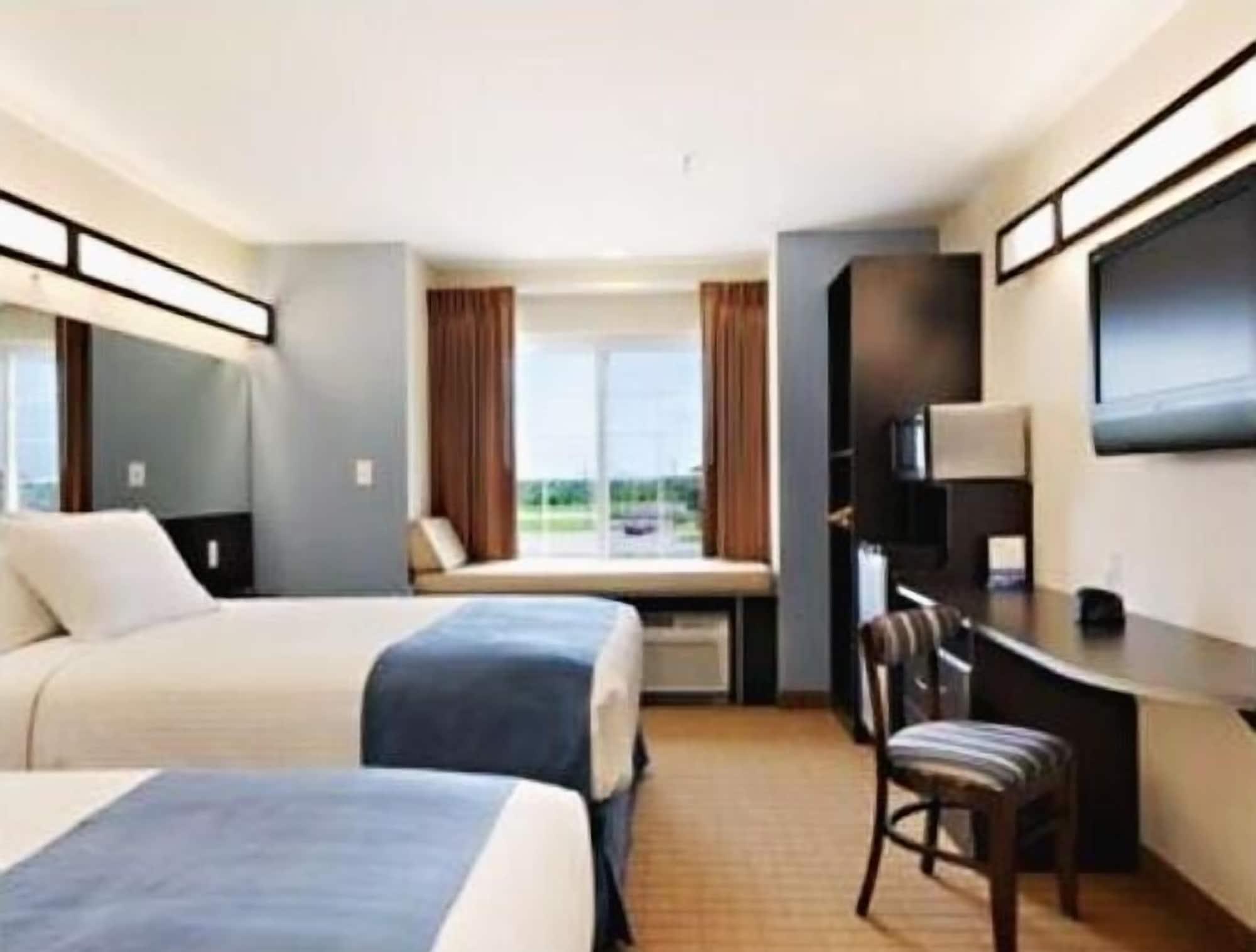 Three Rivers Inn & Suites بورت أرثر الغرفة الصورة