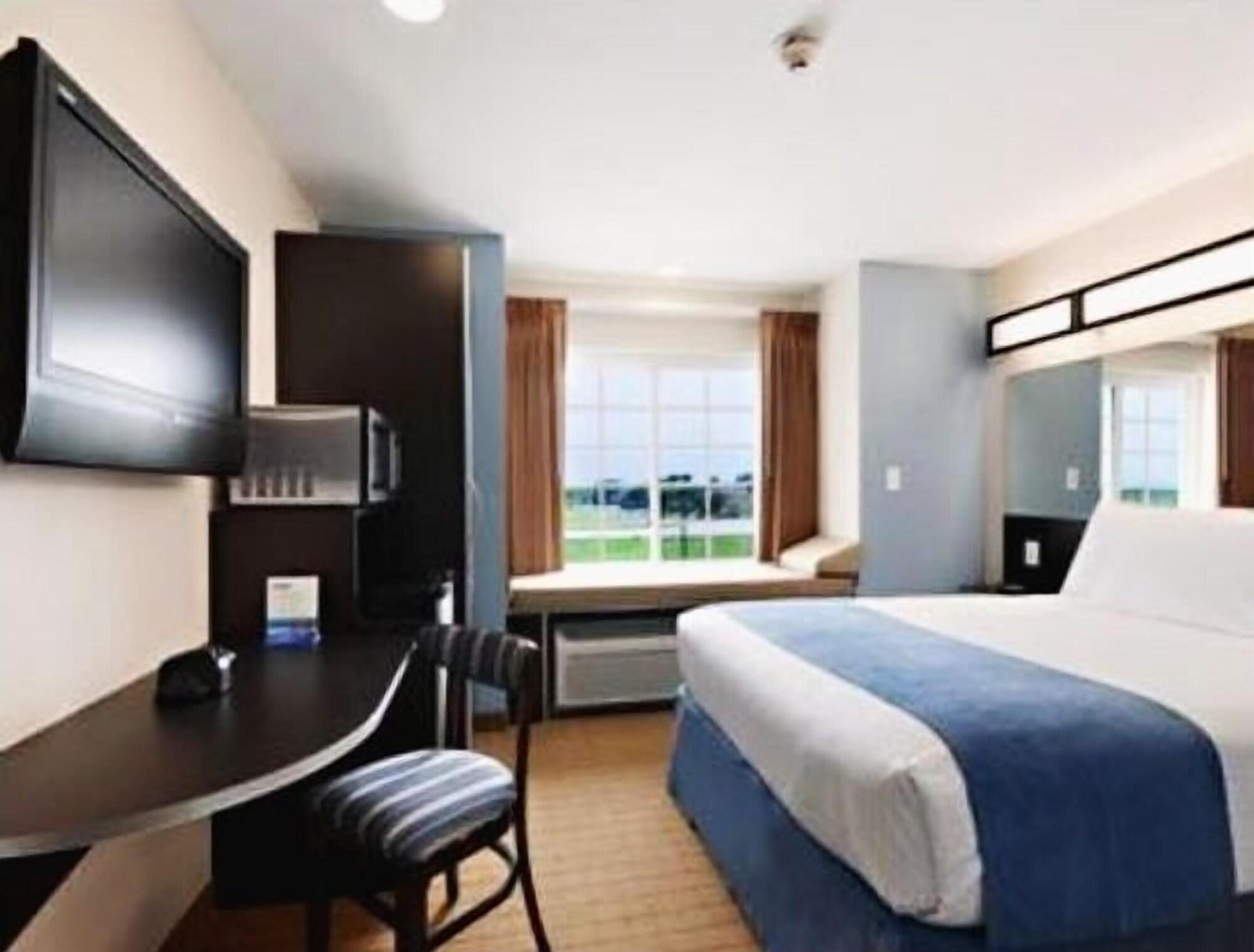 Three Rivers Inn & Suites بورت أرثر الغرفة الصورة